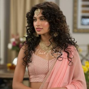 Romantic Loose Curls